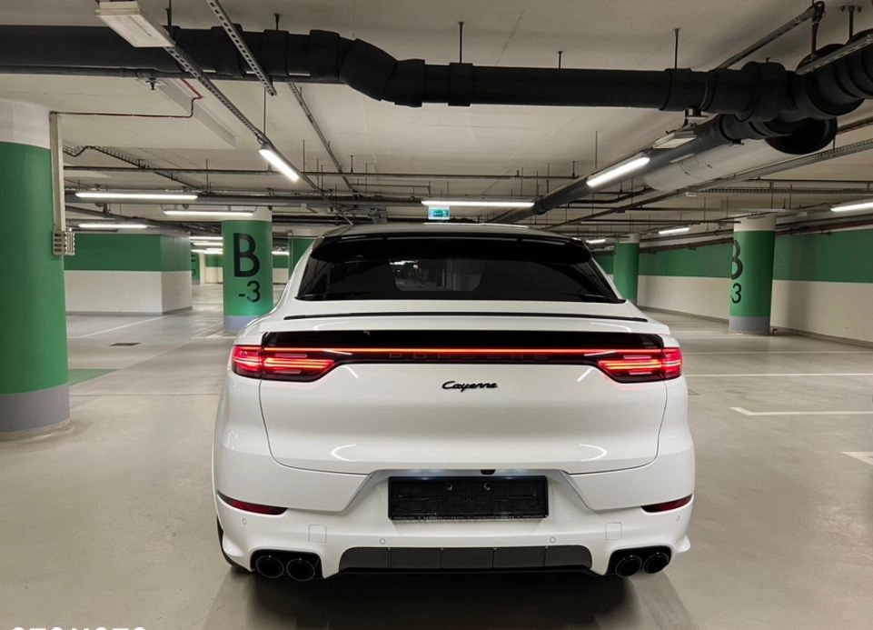 Porsche Cayenne cena 619000 przebieg: 1050, rok produkcji 2022 z Przysucha małe 254